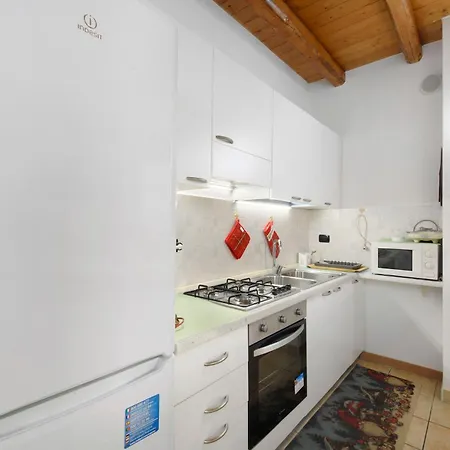 La Casa Del Barba Apartman Monguzzo