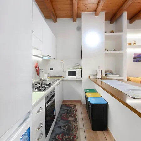La Casa Del Barba * Monguzzo